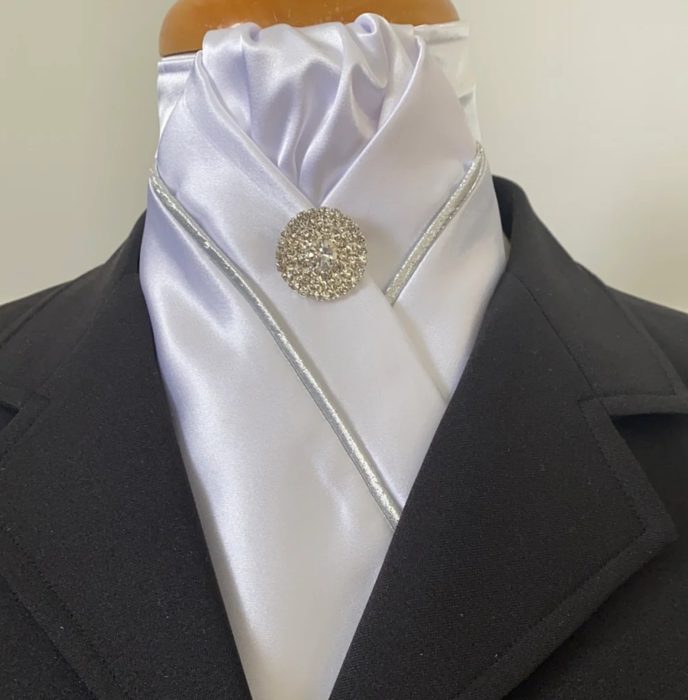 HHD White Custom Pre-tied Stock Tie with Silver Piping
