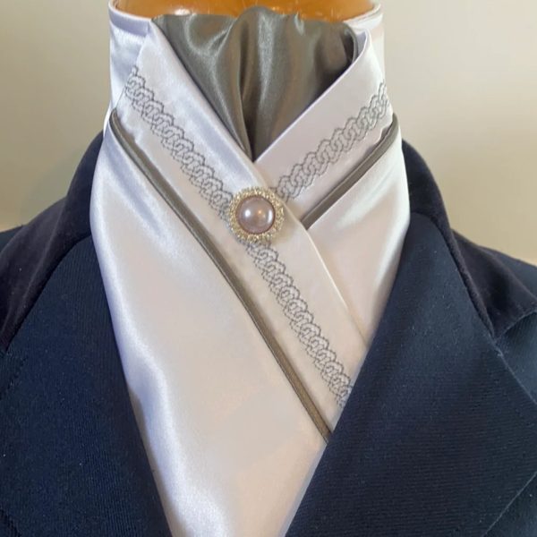 HHD White Satin Pretied Stock Tie Grey Chain Embroidered