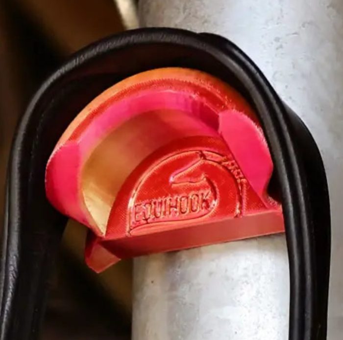 EquiHook - Magnetic Tack Holder - Image 4